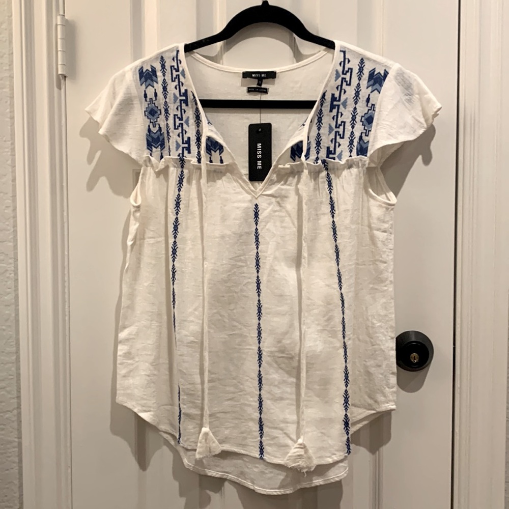Miss Me Top Blue Embroidered Design Sz Sm BNWT